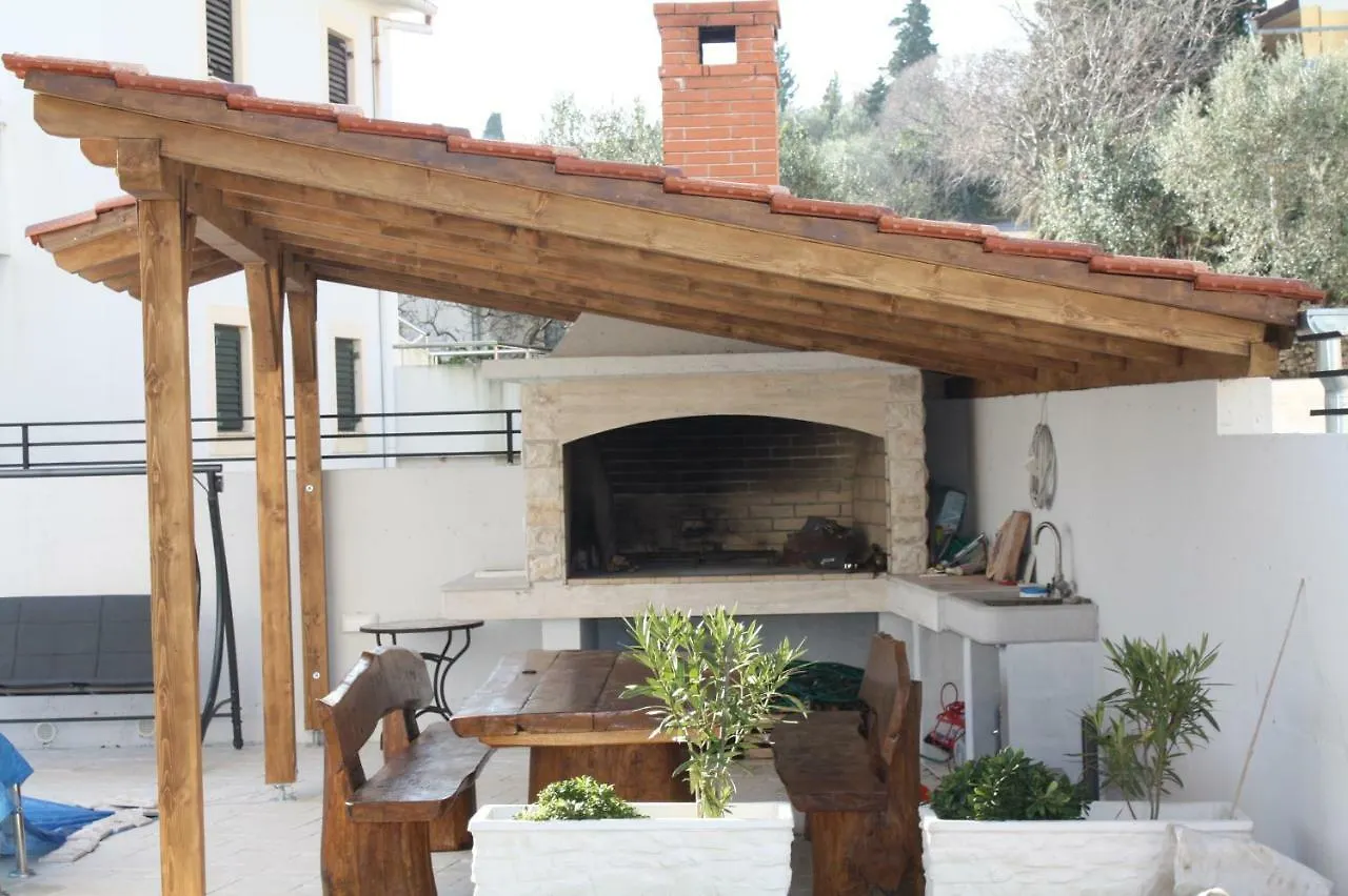 Apartments Villa Stina Preko Kroatië